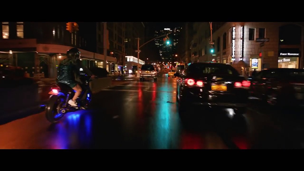 NERVE - "100 km/h les yeux bandés !" - Extrait (Thriller - Voyeurisme - 2016)