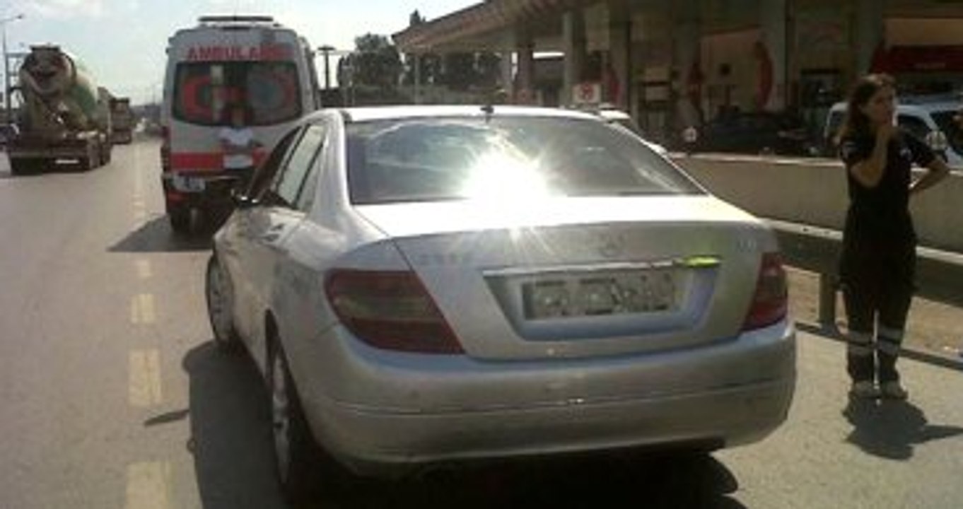 Polis Kontrolü Sırasında Otomobilde Ceset Bulundu