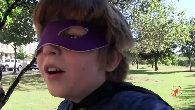 Little Heroes 19 - the Cops, the Police Car, the Toy Trucks, the Stealer and Supergirl - YouTube