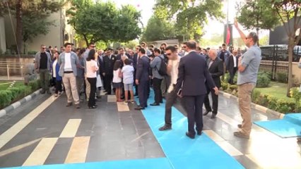 Başbakan Yıldırım, Diyarbakır Valiliğini Ziyaret Etti