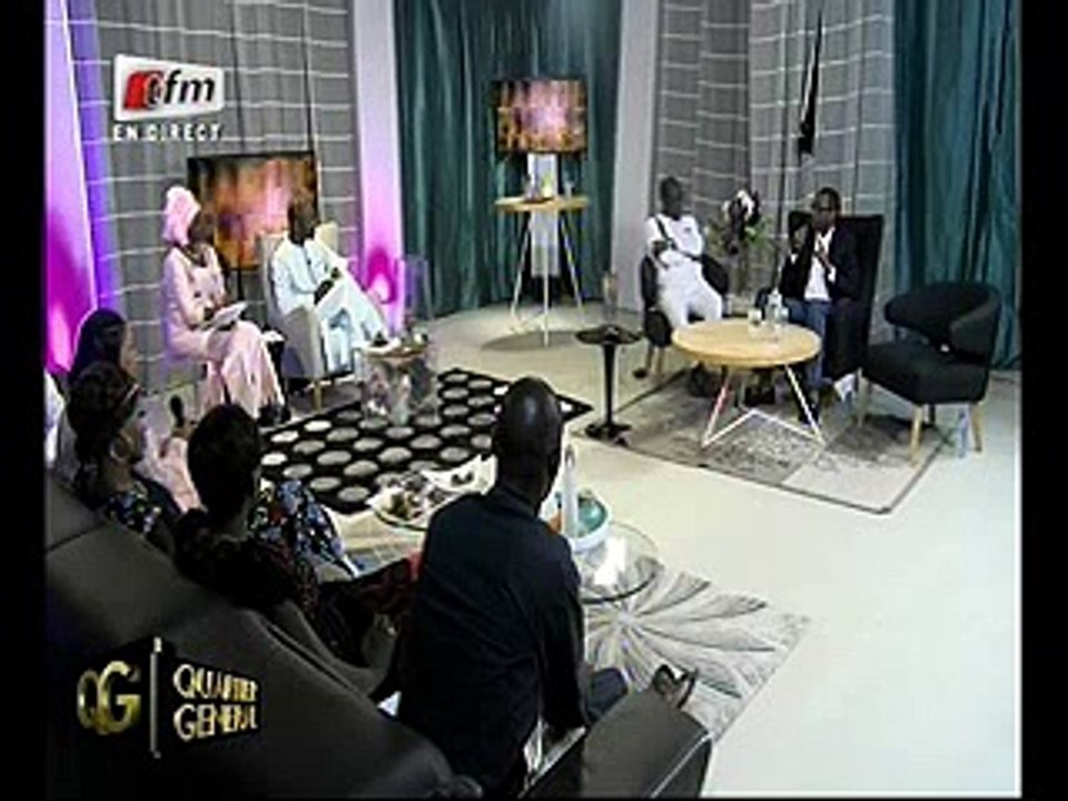La dure réponse de Youssou Ndour à Coumba Gawlo Awouma diot.. - vidéo Dailymotion