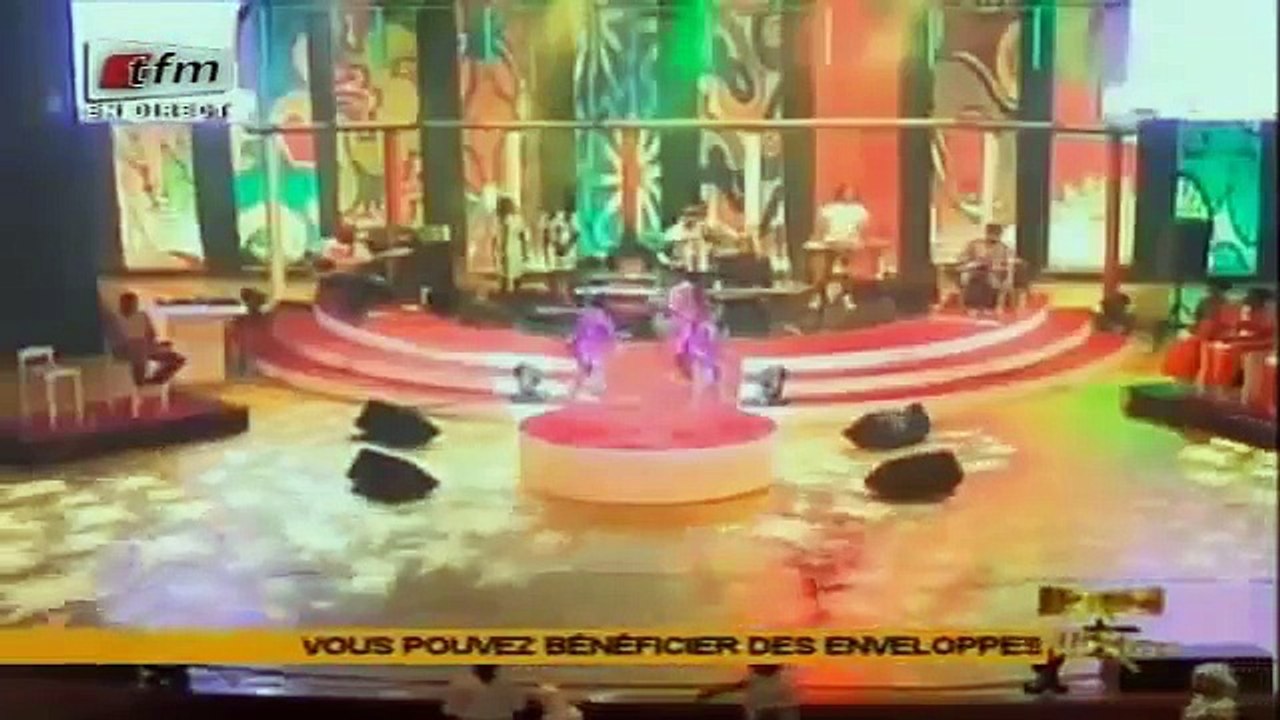 Pape Kalolack  reprend "khaliss" de Youssou Ndour demi-final de Sen Ptit Gallé