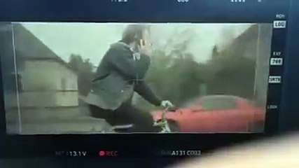 Böyle bir kameraman görülmedi.