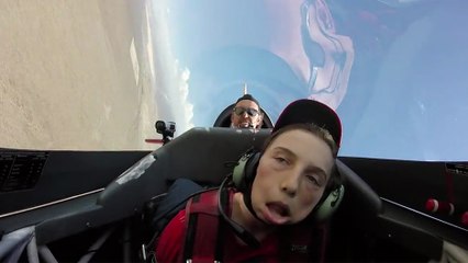 Cet enfant de 12ans prend une accélération de 8g