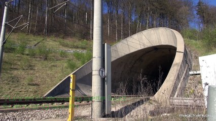 Ecoutez le "Boom" d'un train sortant d'un tunnel à grande vitesse !
