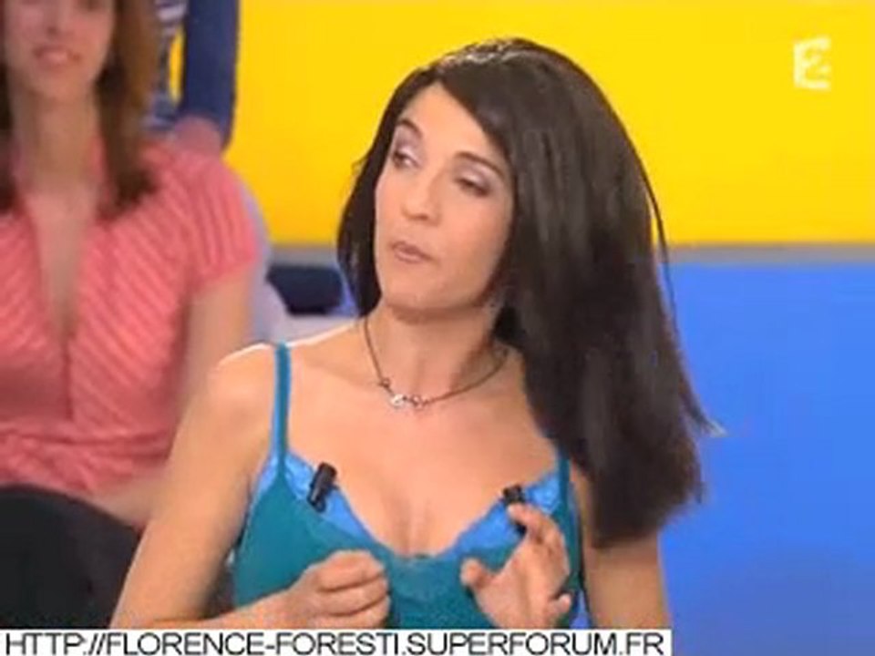 [Florence Foresti] Brigitte - Ancienne mini-miss