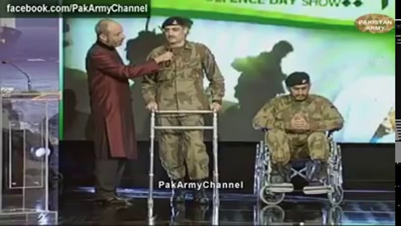 Emotional moment in ptv show-pakistan defence day