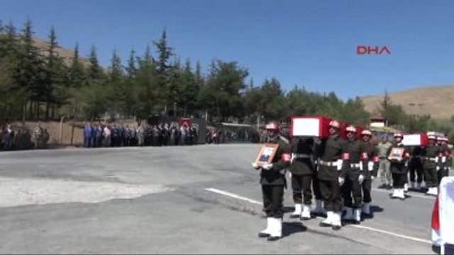 Hakkari Şehitleri İçin Cenaze Töreni
