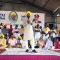 Bhagwant Mann addressing people from Dana Mandi, Balachaur