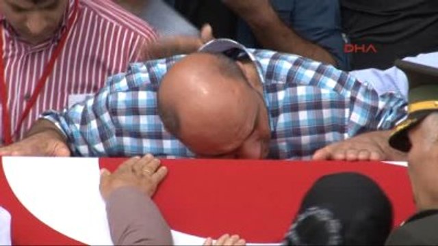 Şehit Jandarma Üsteğmen Parlak İçin Kocatepe Camii'nde Tören Düzenlendi