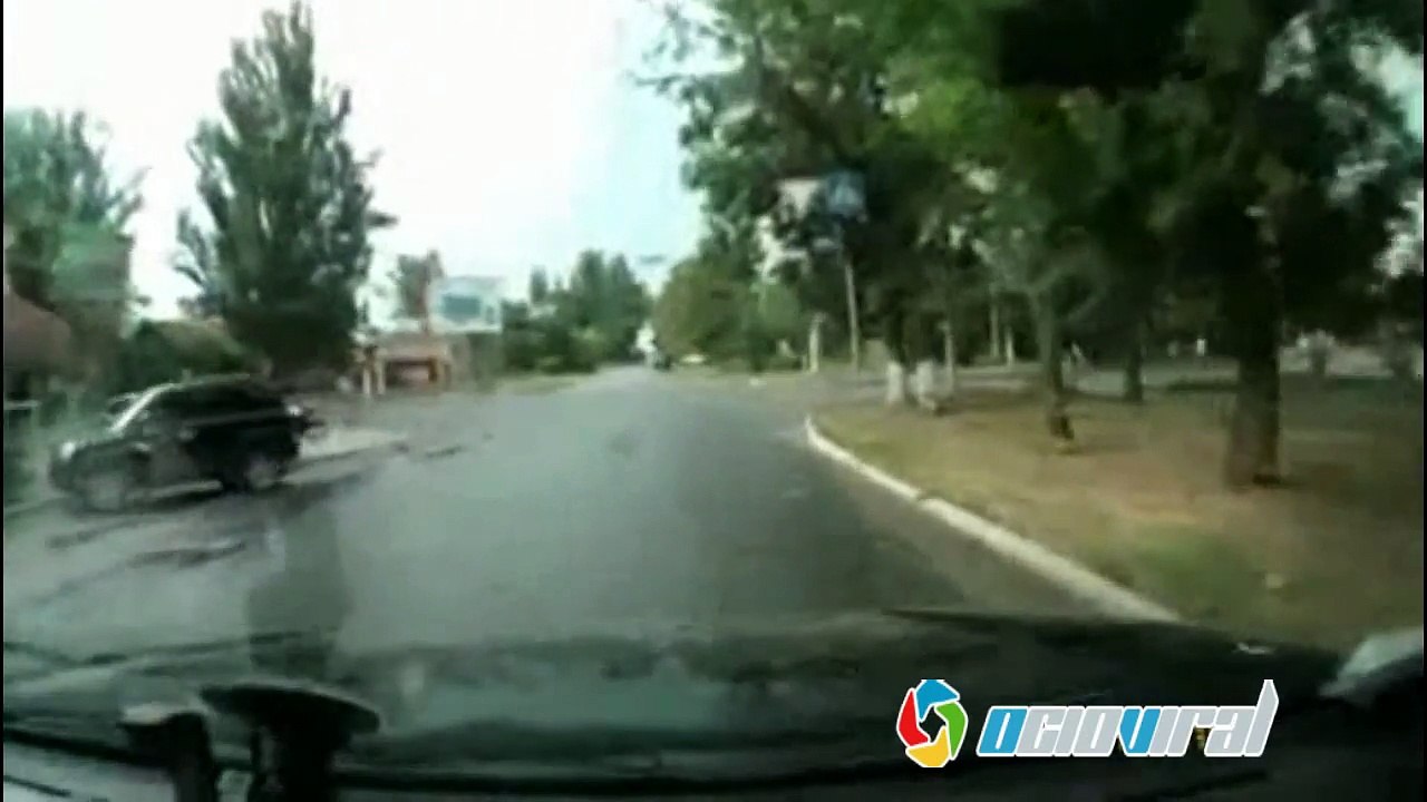 BMW derrapando