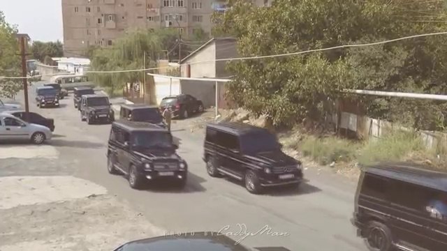 армяне идут ))) ереван. 2016