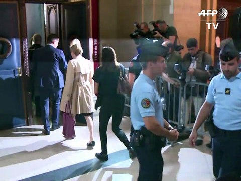 Mensonge et fraude fiscale: ouverture du procès de l'ex-ministre Cahuzac