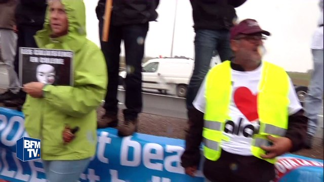 Calais: routiers, agriculteurs et commerçants mobilisés contre la jungle