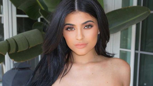 Kylie Jenner ne ressemble plus à ça