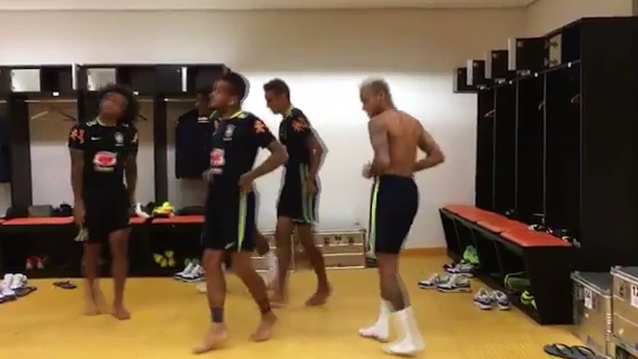 Zap Foot du 5 septembre: la folle danse de Pogba et Kurzawa, Neymar et Cie s'ambiancent dans le vestiaire, le but sublime de Theo Zidane etc.