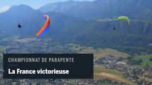 Le spectaculaire championnat du monde de parapente acrobatique au lac d'Annecy