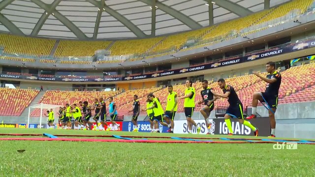 Veja imagens de mais um treino da Seleção Brasileira na Arena Amazônia