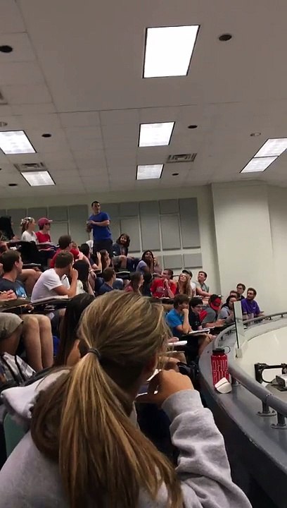 Comment devenir la star de l'amphi en un lancer de boulette de papier