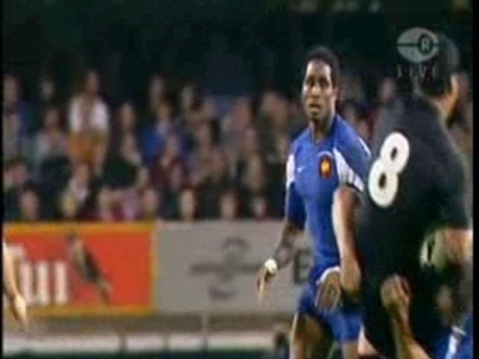 Big Hit - Chabal on Masoe