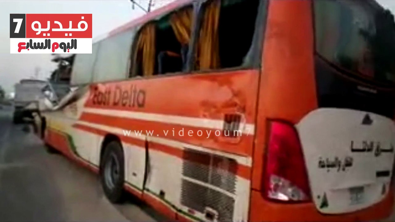 نرصد آثار تصادم أتوبيس بسيارة نقل بطريق بورسعيد...