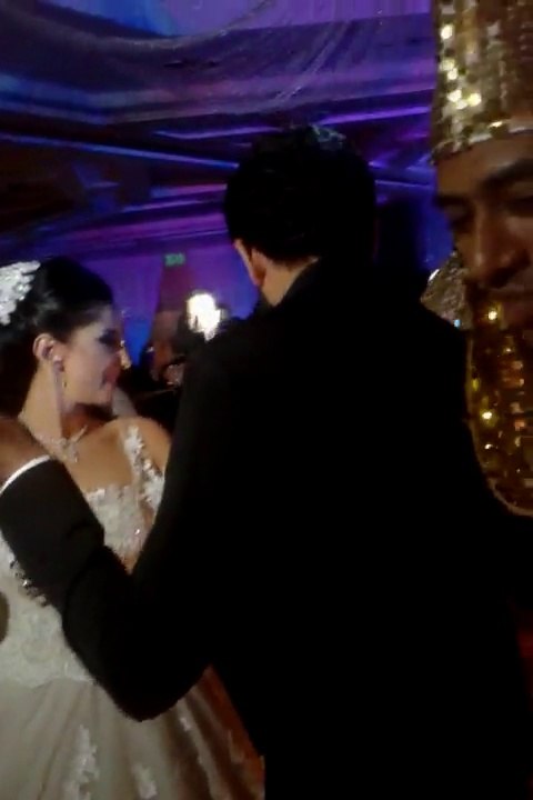حنان مطاوع ترقص مع عريسها المخرج أمير اليماني