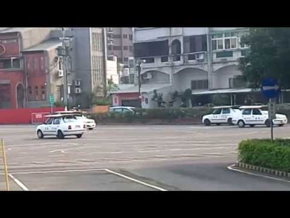 Solar Cars - Charge while Parked