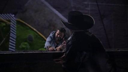 Tienes que ver cómo se enfrentan Abelardo y Chucho a muerte. ¿Quién sobrevivirá? #SraAcero3