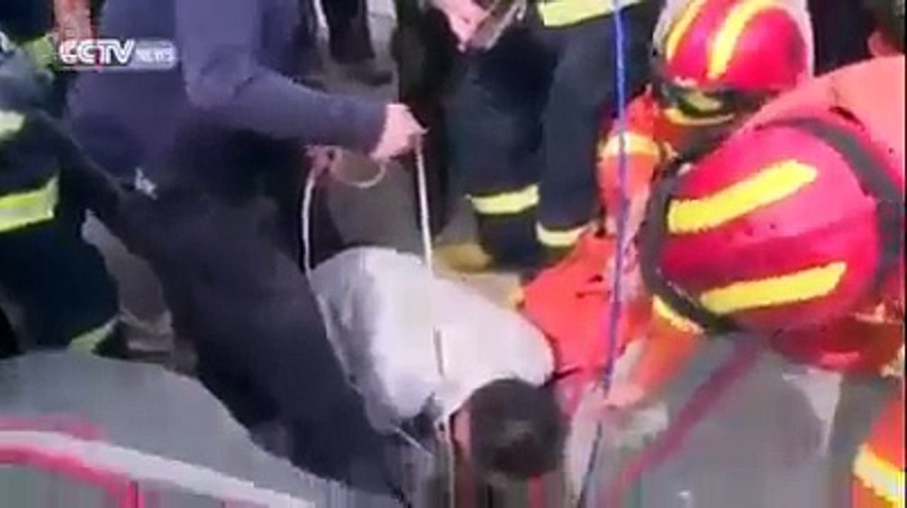how to save child from borewell