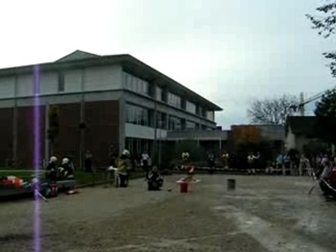 Feuerwehr Rohr: Demo Öl Feuer und Wasser Part 1