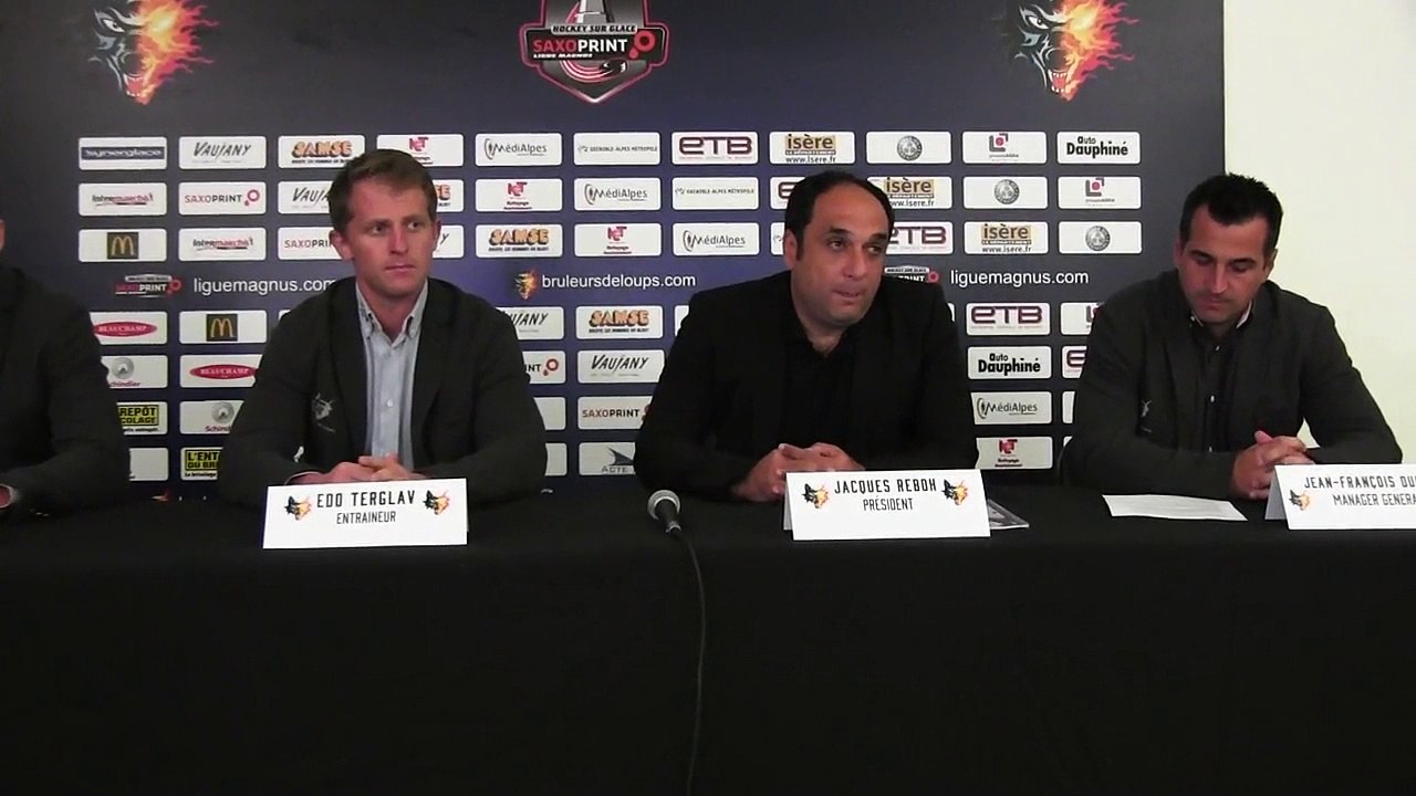 Grenoble - Conférence de presse des Brûleurs de Loups, 1ére partie