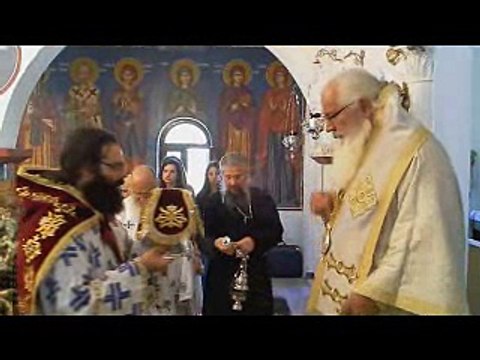 Παρουσία του Μητροπολίτη Θ και Λ Γεώργιου τα εγκαίνια του Ι.Ν. Αγίου Νεκταρίου στο Παύλο Ορχομενού