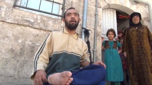 Şanlıurfa Suriyeli Engelli Genç İple Su Borusuna Bağlandı
