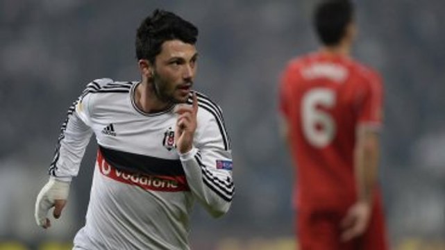 Beşiktaş'tan, F.Bahçe'ye Transfer Olacağı Söylenen Tolgay'la İlgili Açıklama