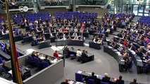 Merkel weist Kritik an Flüchtlingsdeal zurück | DW Nachrichten