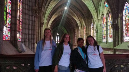 Video Review Volunteer Jennifer Fields in Ecuador Quito at the Medical program abroaderview.org