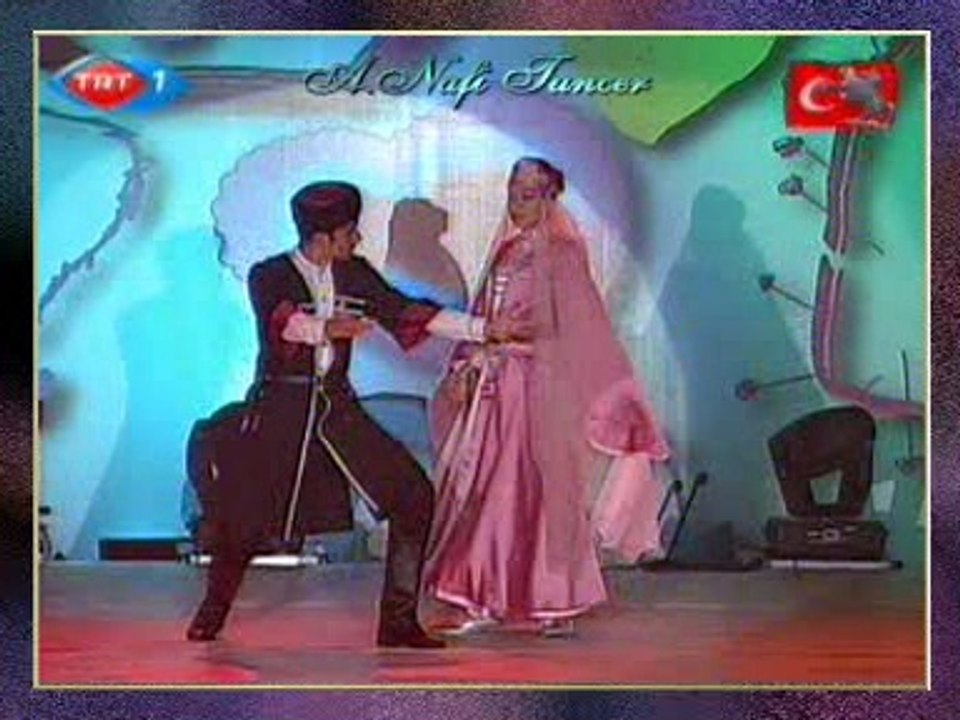TRT HALK OYUNLARI TOPLULUĞU “Kavuşma” (Azerbaycan)