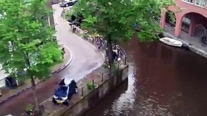 Aracını Düzgün Parketmeyenlere Sokak Başlarında Burnunu Çıkartanlara Yapmak İstediğim İzleyin -)