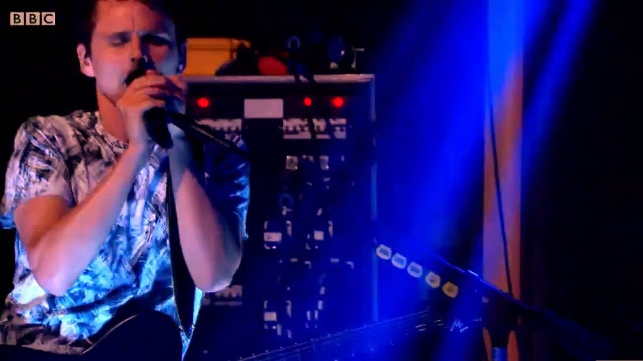 Muse - Dead Inside, BBC Live Lounge, 09/11/2015