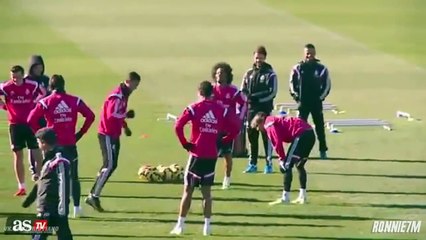 Cristiano Ronaldo In Training - Skills/Tricks/Freestyle HD 2016