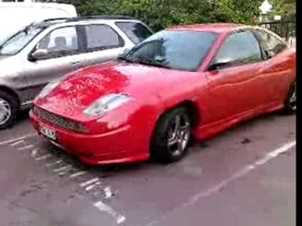 Fiat coupe EL rouge tout propre