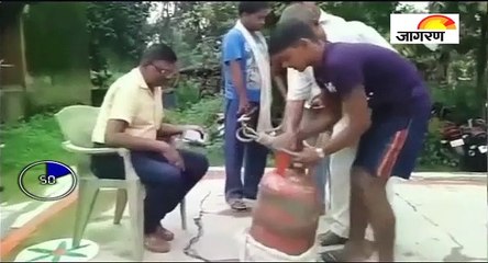 बिहार में गैस सिलेंडर से शराब तस्करी, देखें पूरी खबर '60 सेकेंड' में