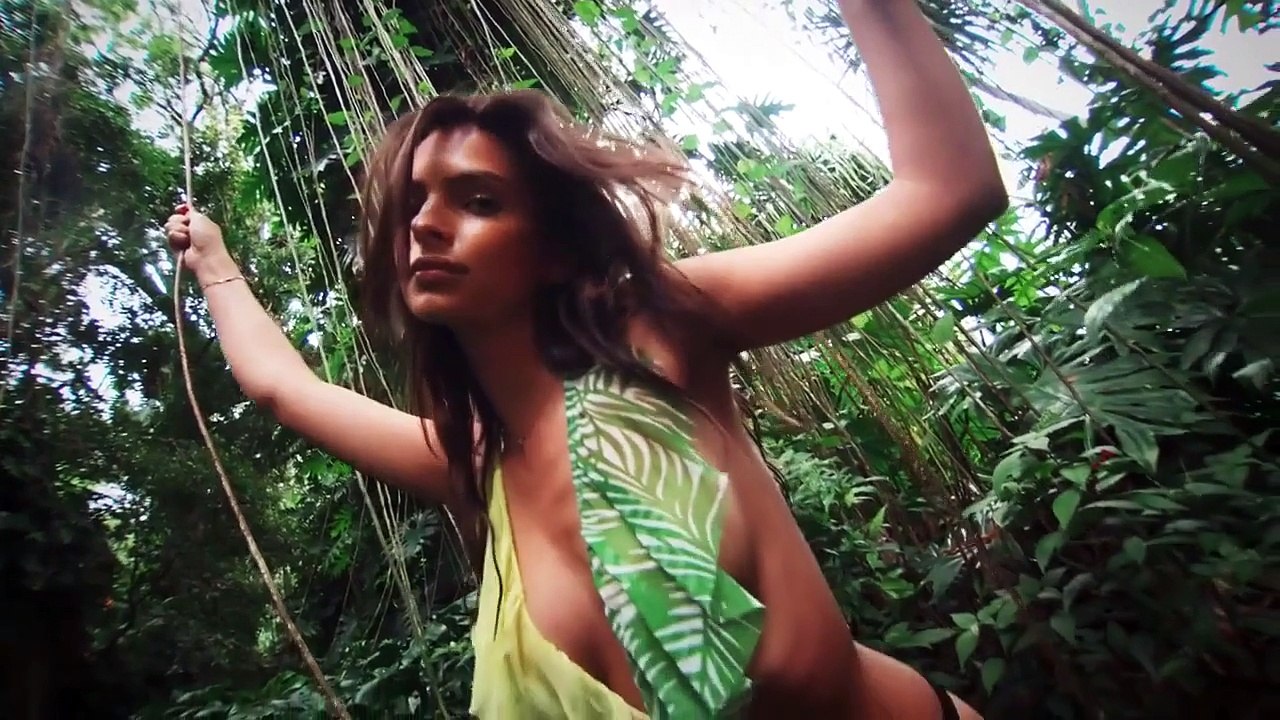 Emily Ratajkowski