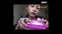 9-Year-Old Chinese School Girl Flaunts Wealth Online