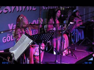 ANKARADA KADIN FASIL EKİBİ - 0532 732 08 09 - www.polimuzik.com