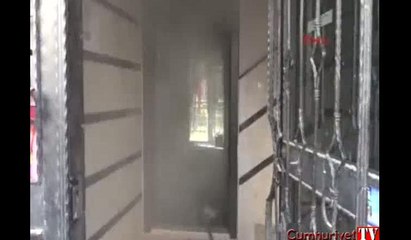 Aşkına karşılık bulamayınca evi yaktı