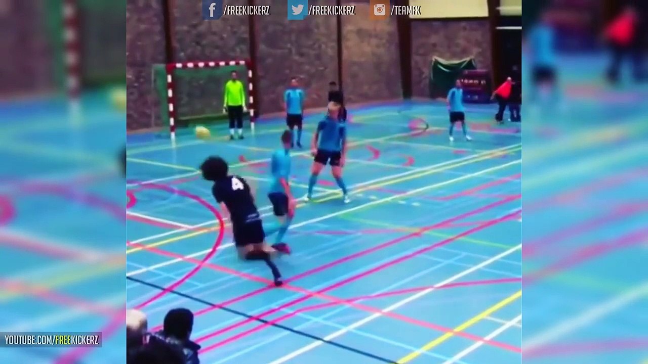 BEST SOCCER FOOTBALL VINES - GOALS, SKILLS, FAILS #01
