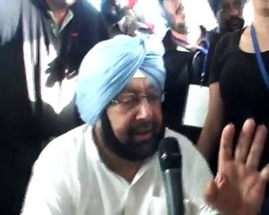 - Capt Amarinder Singh makes fun of Ghuggi