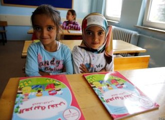 'Yeni Bir Dil, Yeni Bir Başlangıç" Projesi