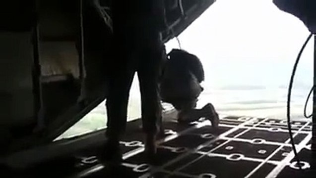 Quand ton parachute s'ouvre trop vite... FAIL